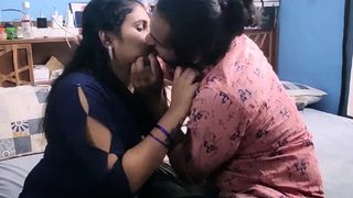 Indian Couple Romantic Love Scene Ended With Real Sex