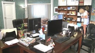 Blonde milf Jamey Janes Gets After Some Daddie Dick And She Drains It Dry!